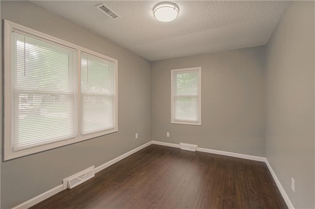 8511 E 110th Terrace — photo 22