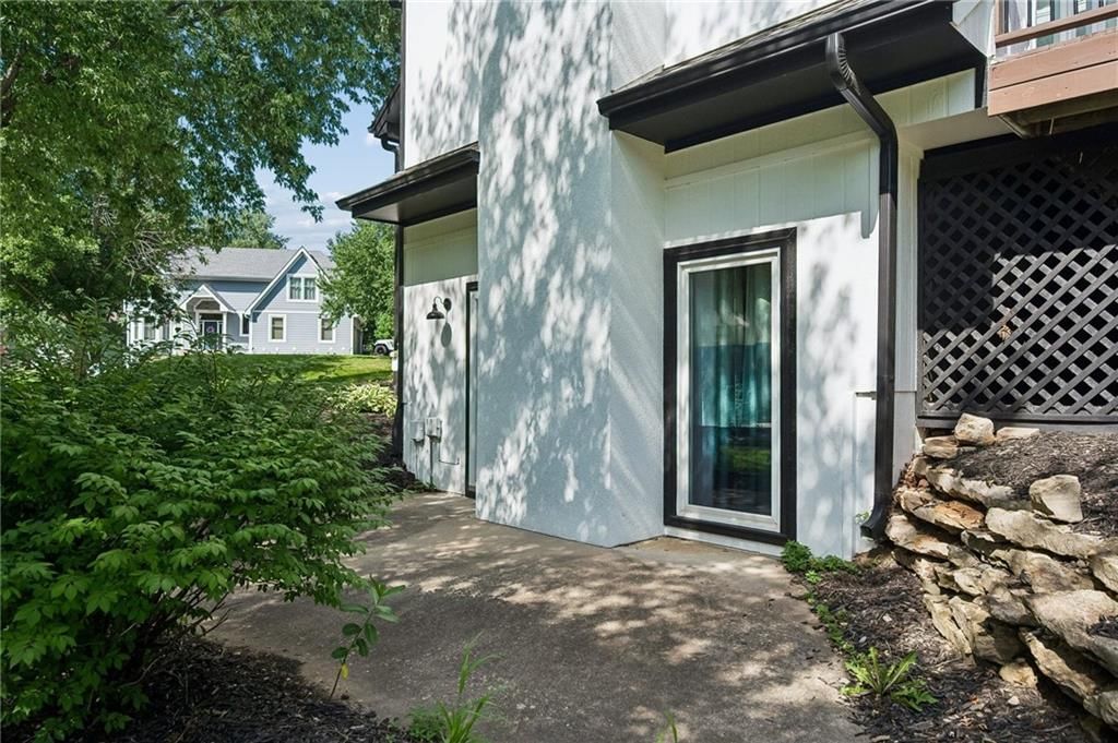723 Cottonwood Lane — photo 31