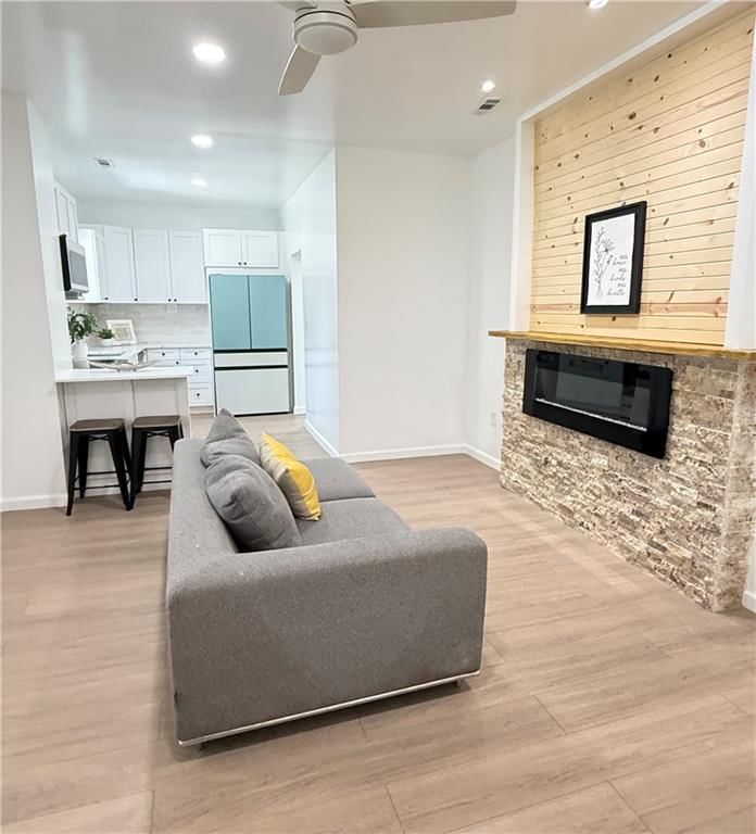 710 Elliott Street — photo 10