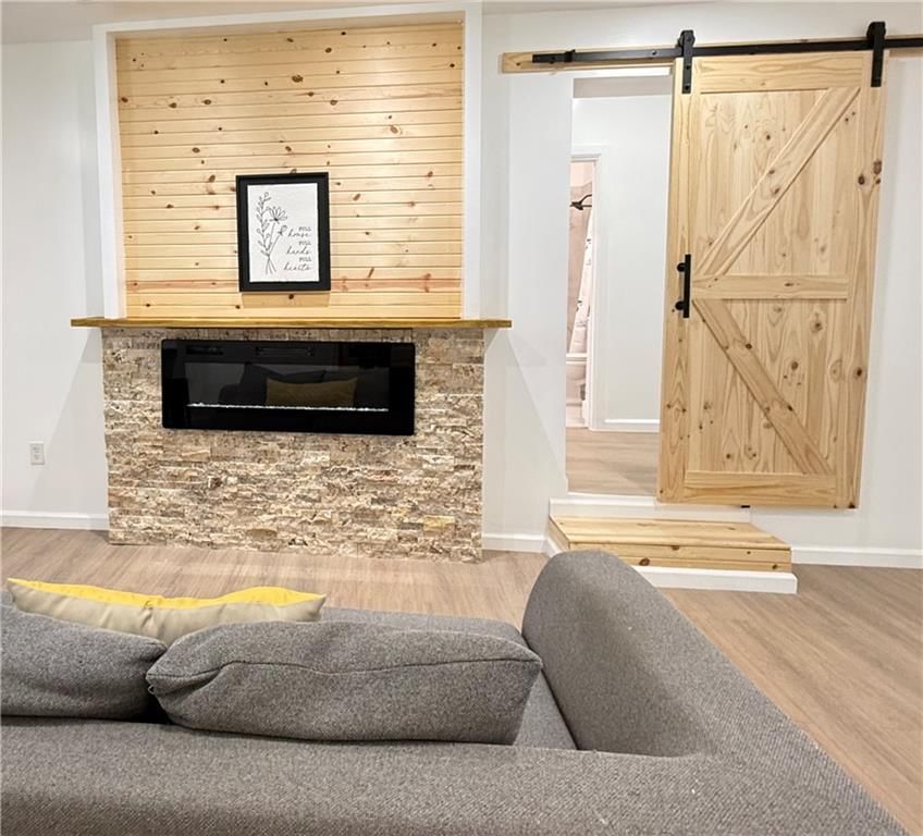 710 Elliott Street — photo 11