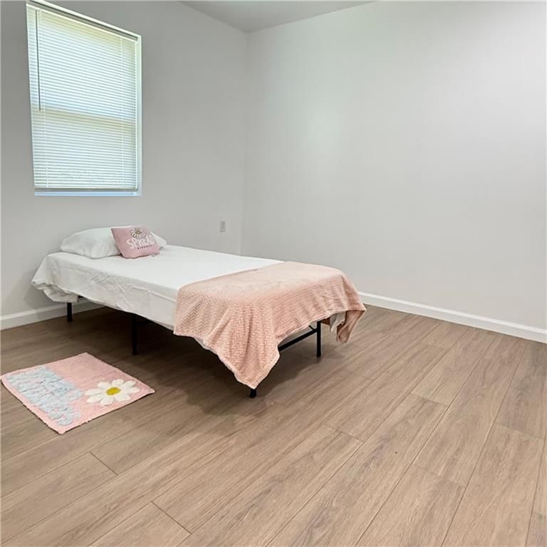 710 Elliott Street — photo 15
