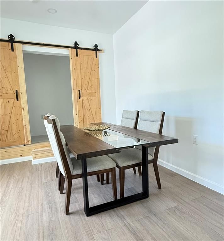 710 Elliott Street — photo 27
