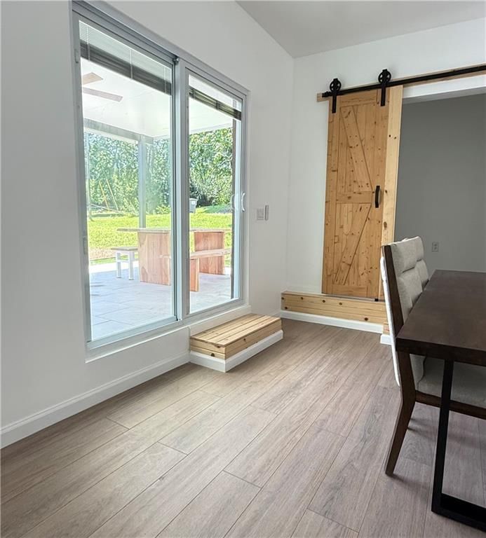 710 Elliott Street — photo 31