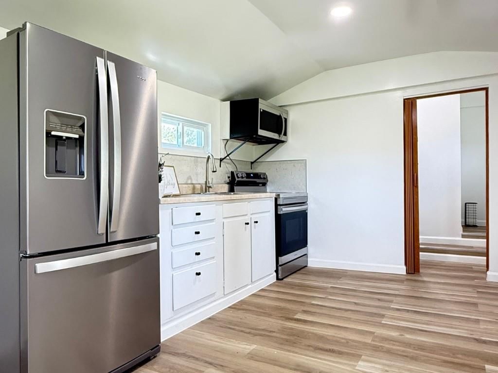710 Elliott Street — photo 48