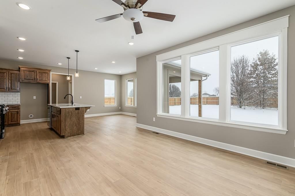 15604 Austin Court — photo 4