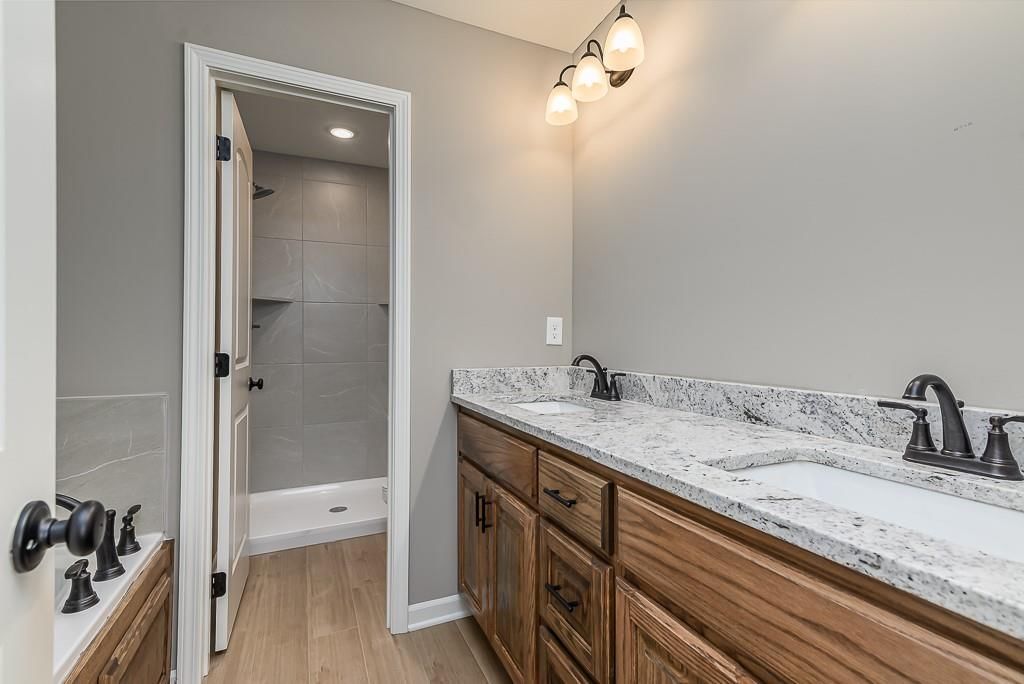 15604 Austin Court — photo 13