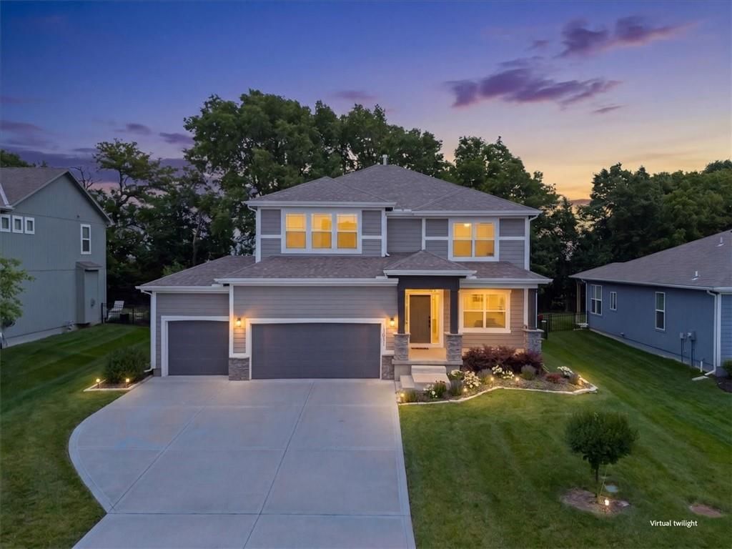 3101 SW Arbor Tree Drive — photo 1