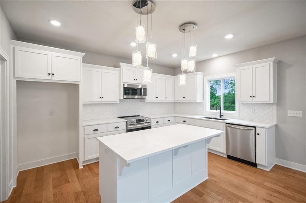 3101 SW Arbor Tree Drive — photo 13