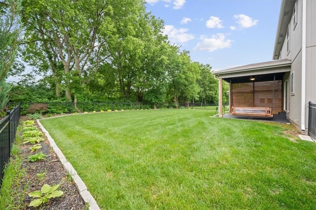 3101 SW Arbor Tree Drive — photo 39