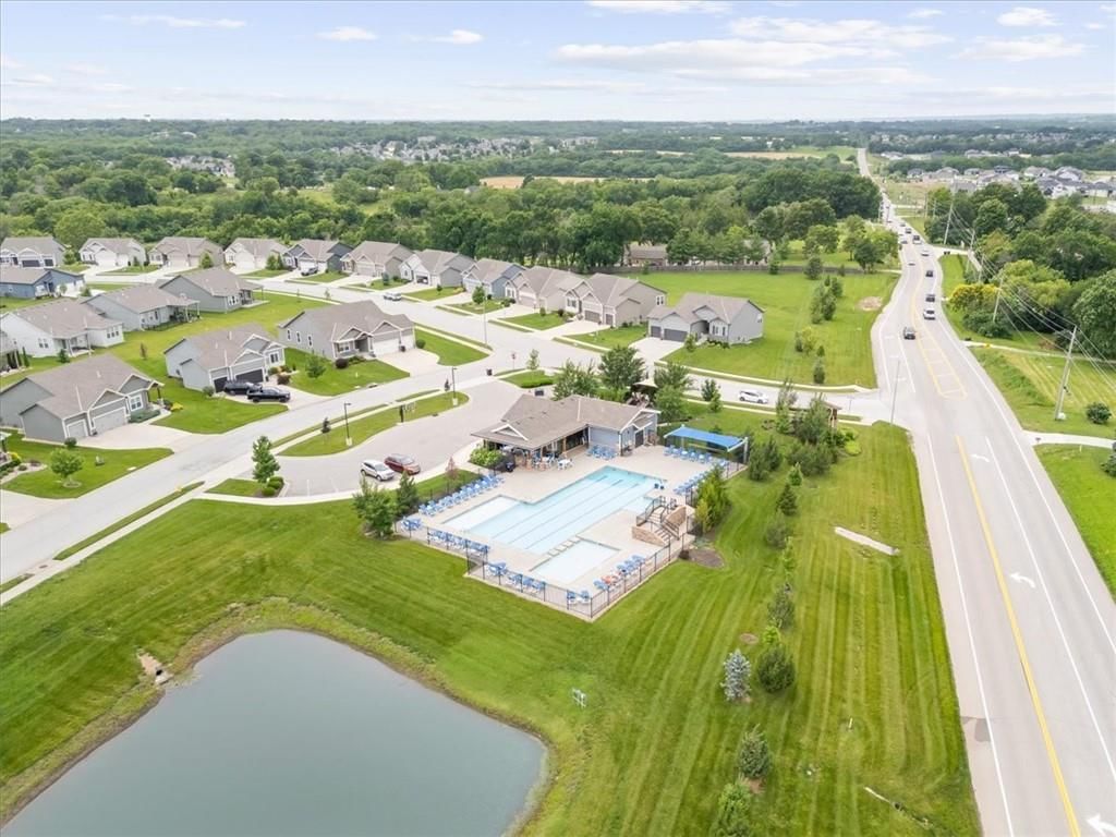 3101 SW Arbor Tree Drive — photo 43
