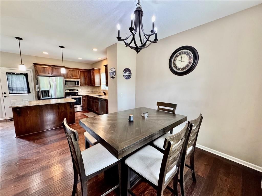 1117 Tamarisk Drive — photo 8