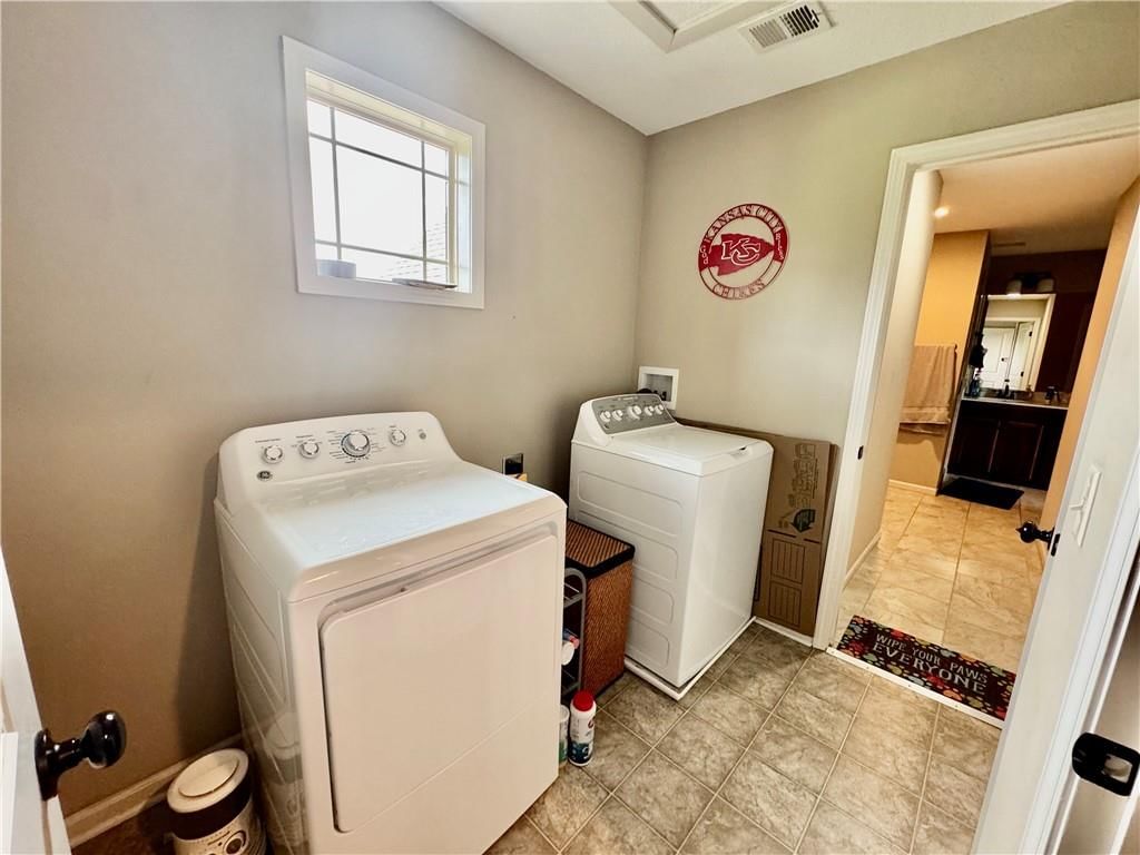 1117 Tamarisk Drive — photo 20