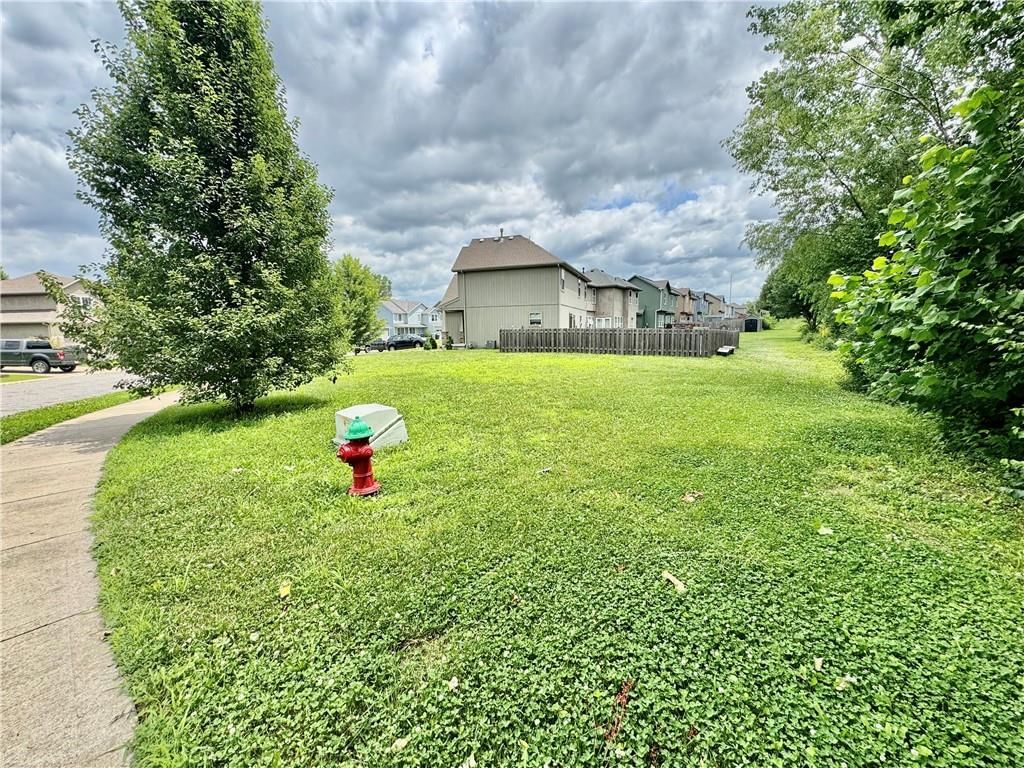 1117 Tamarisk Drive — photo 24