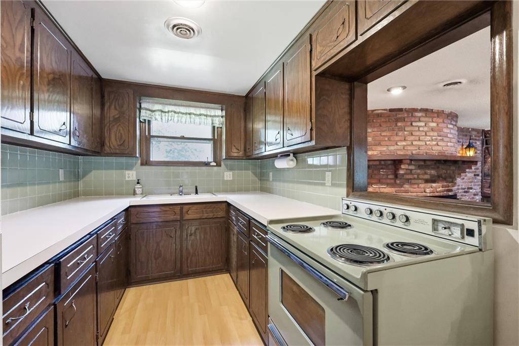11310 Lister Drive — photo 13