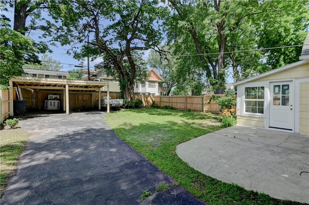 3920 Terrace Street — photo 4