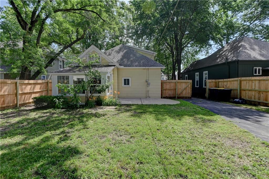 3920 Terrace Street — photo 8