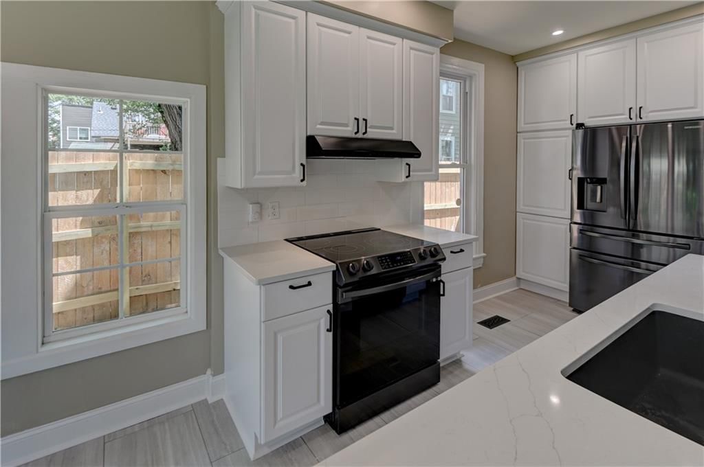 3920 Terrace Street — photo 28