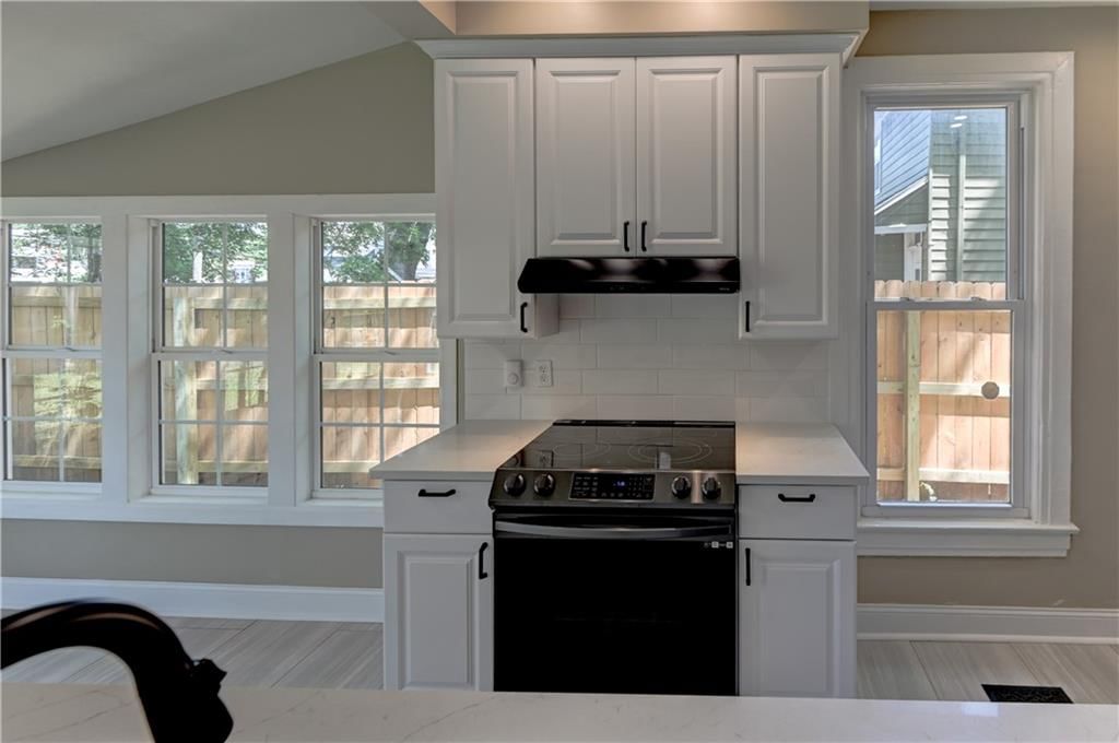 3920 Terrace Street — photo 30