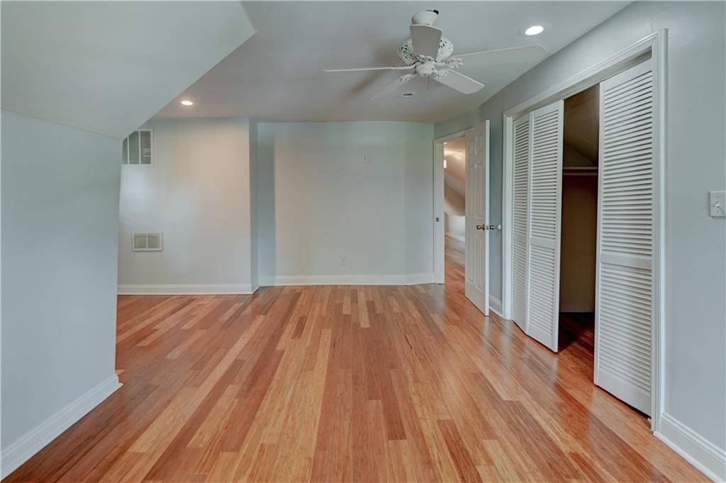 3920 Terrace Street — photo 56