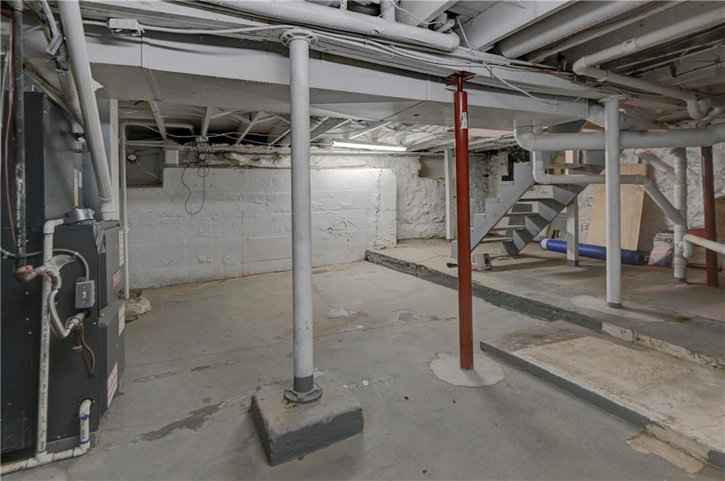 3920 Terrace Street — photo 65