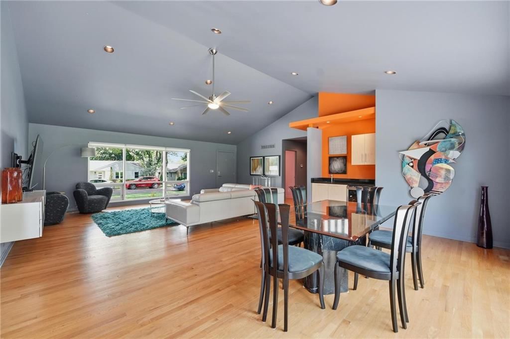 6723 W 66th Street — photo 17