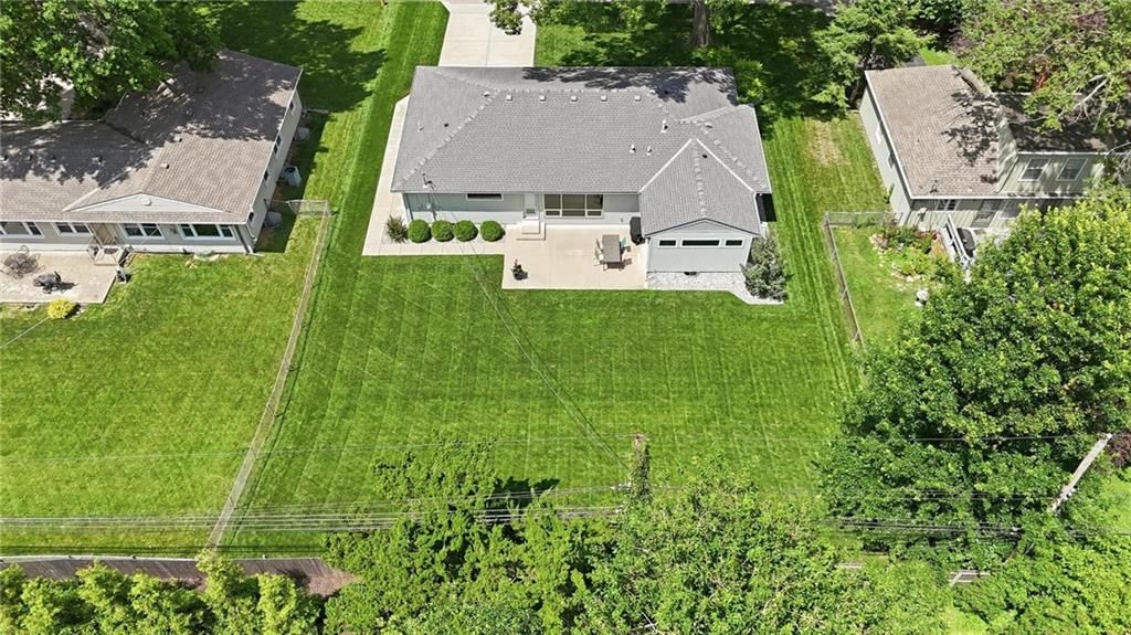 6723 W 66th Street — photo 36