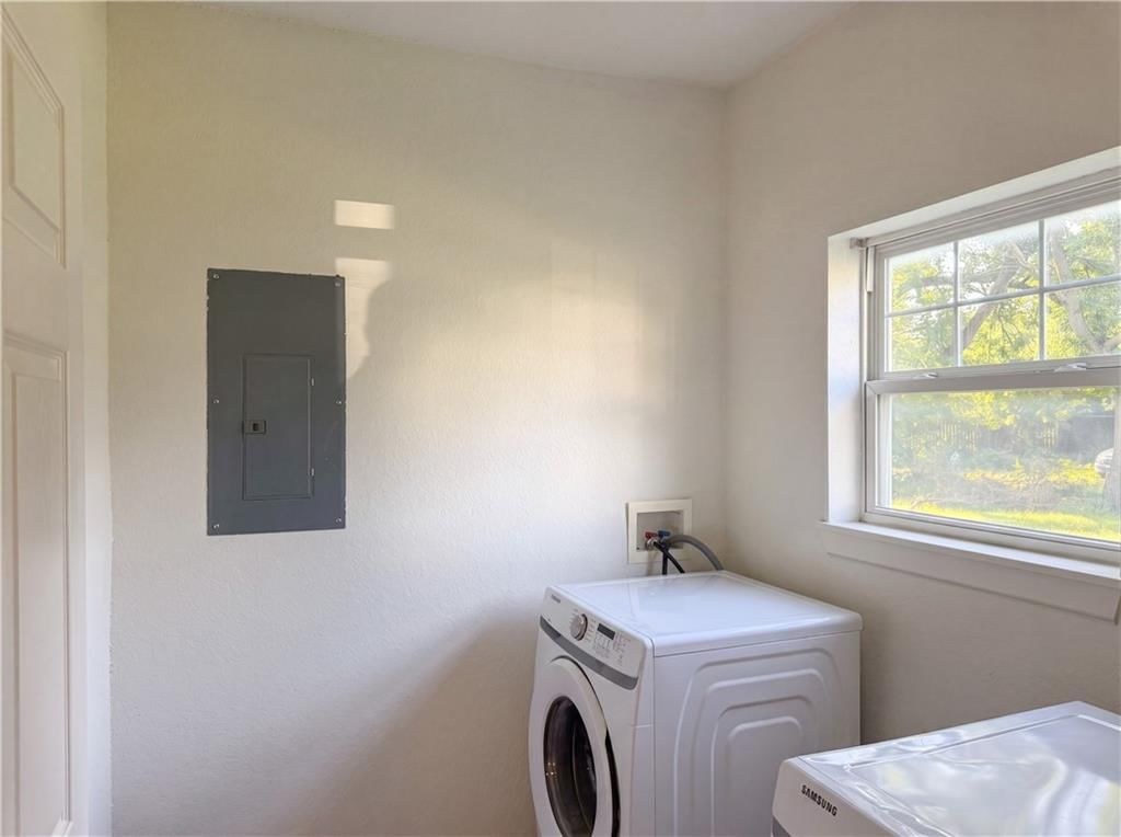 3407 Forest Avenue — photo 17