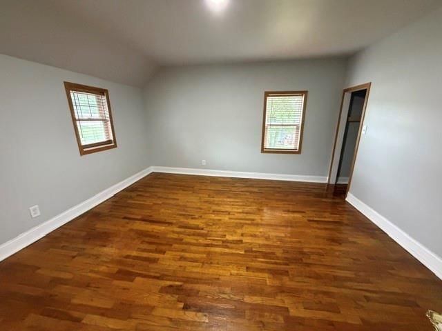 4802 King Hill Avenue — photo 22