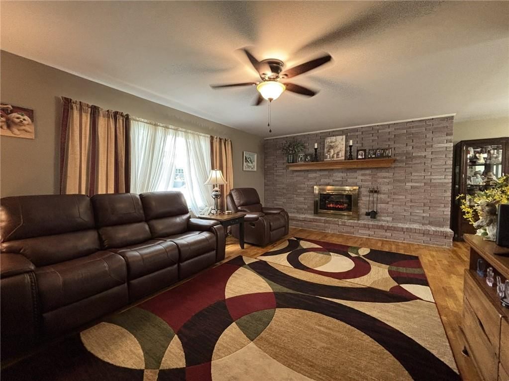 3426 Linda Lane — photo 12
