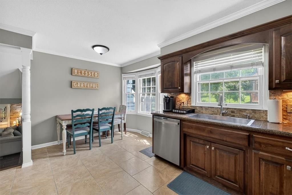 10287 Rosewood Street — photo 8