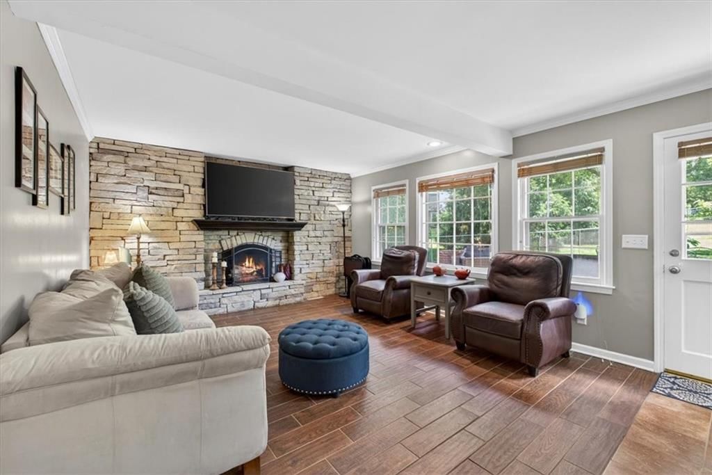 10287 Rosewood Street — photo 11