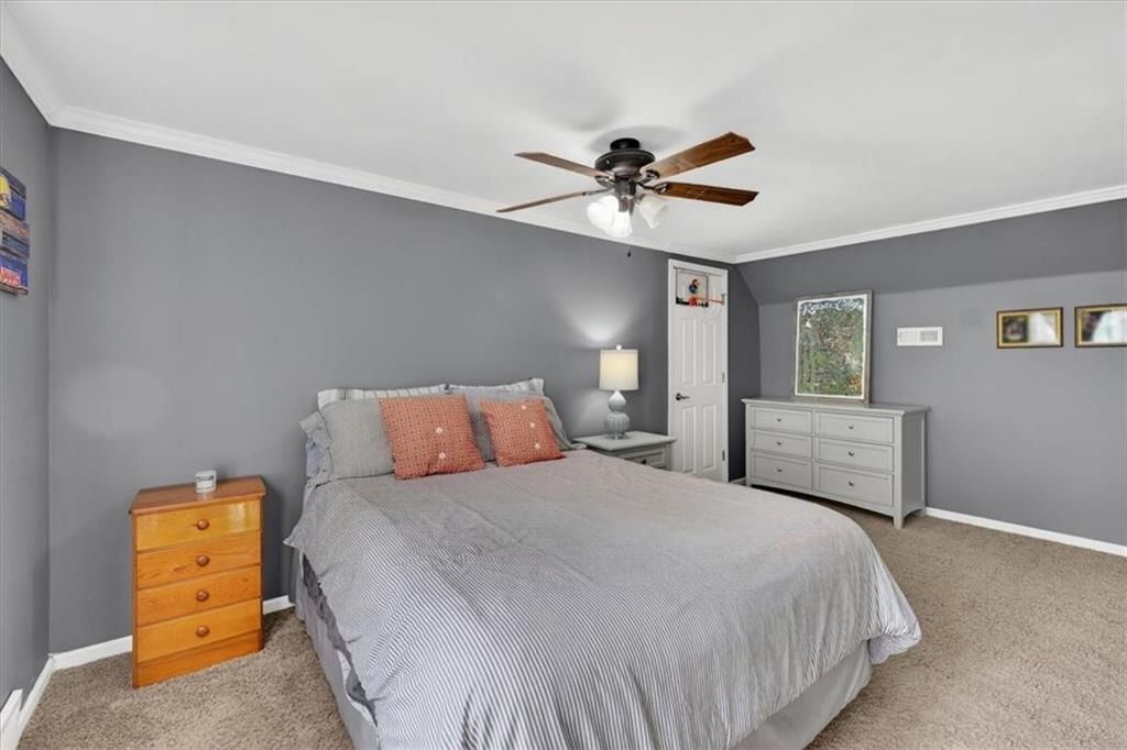 10287 Rosewood Street — photo 32
