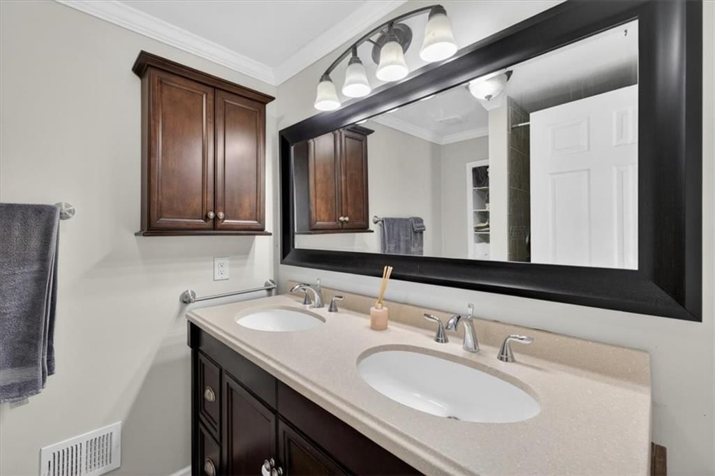 10287 Rosewood Street — photo 33
