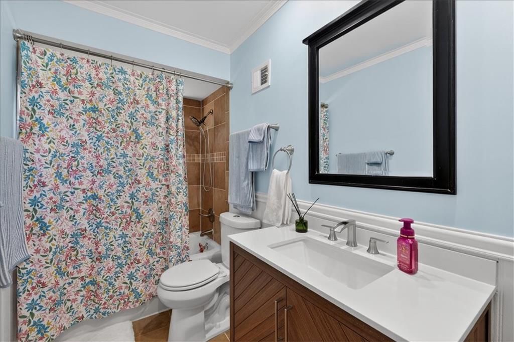 10287 Rosewood Street — photo 36