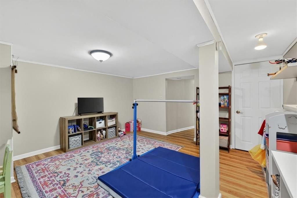 10287 Rosewood Street — photo 47