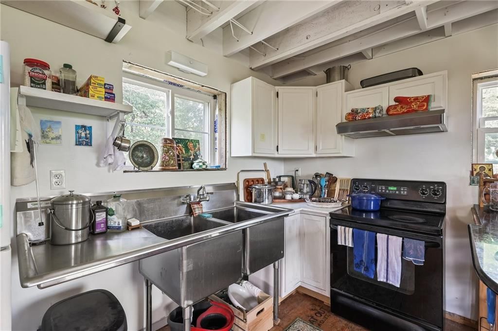 644 170th Street — photo 38