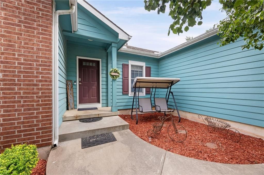 1405 Pine Court — photo 1
