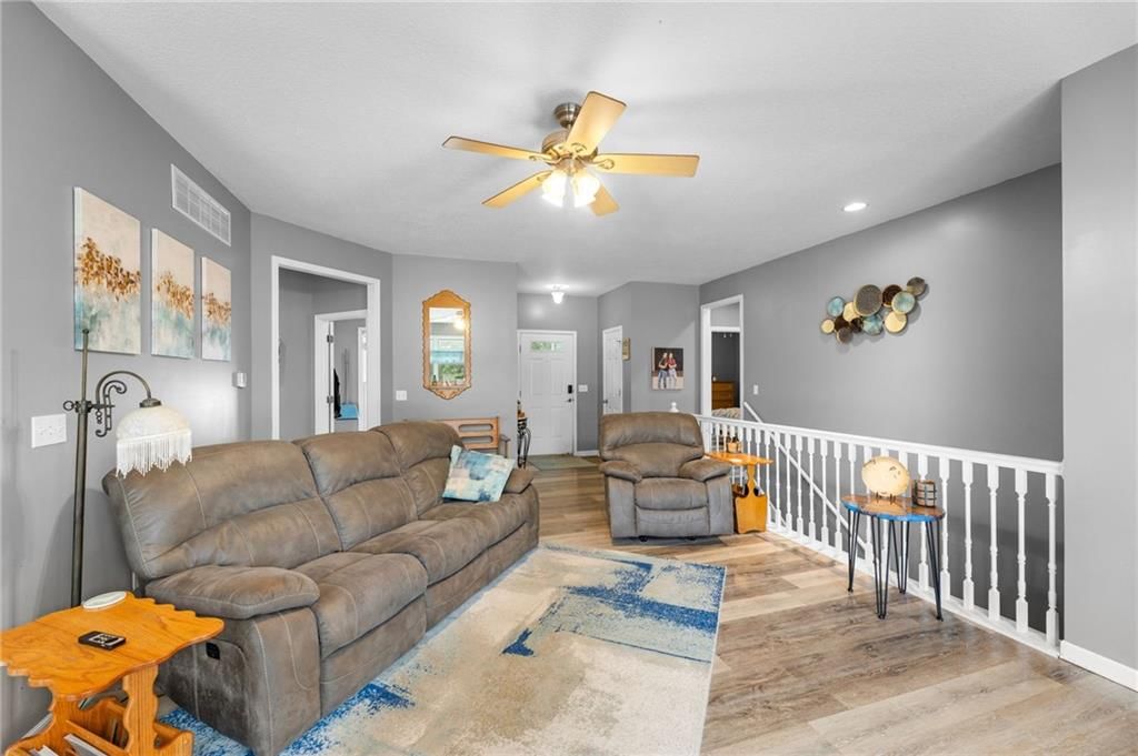 1405 Pine Court — photo 9