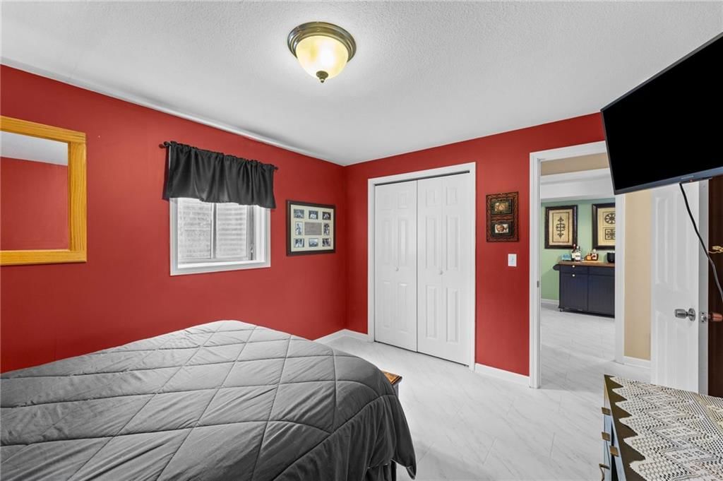 1405 Pine Court — photo 35
