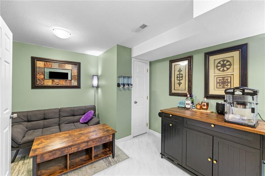 1405 Pine Court — photo 40