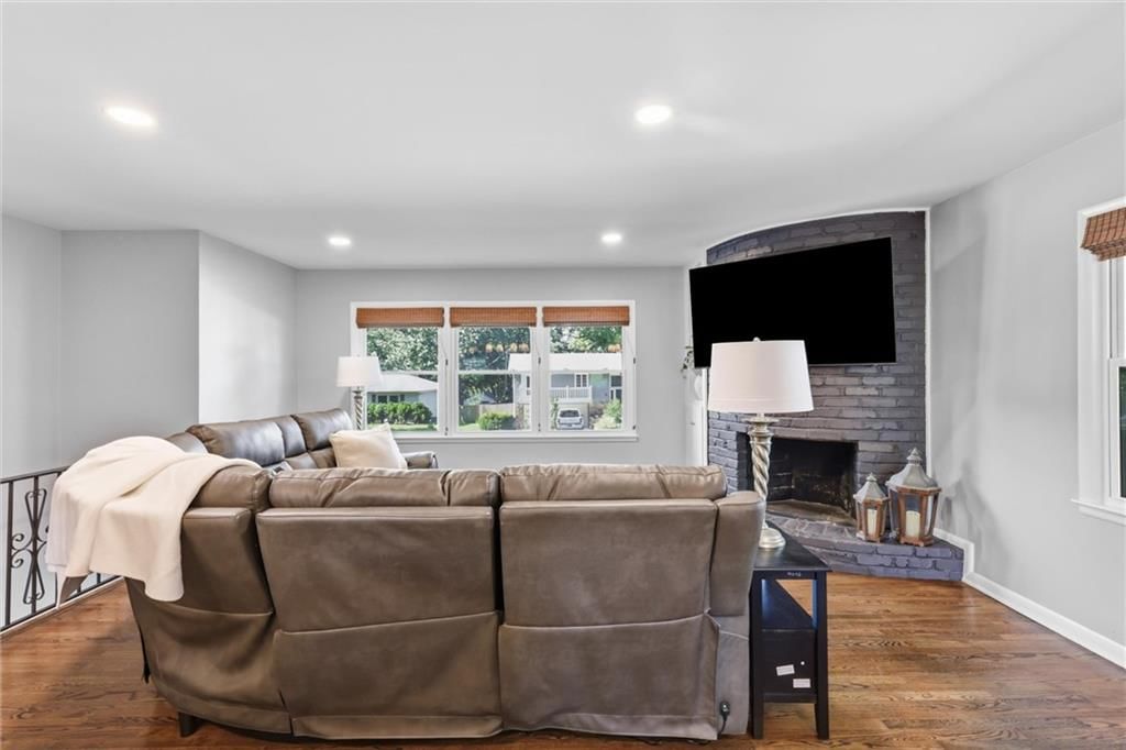 10014 Moody Park Drive — photo 10