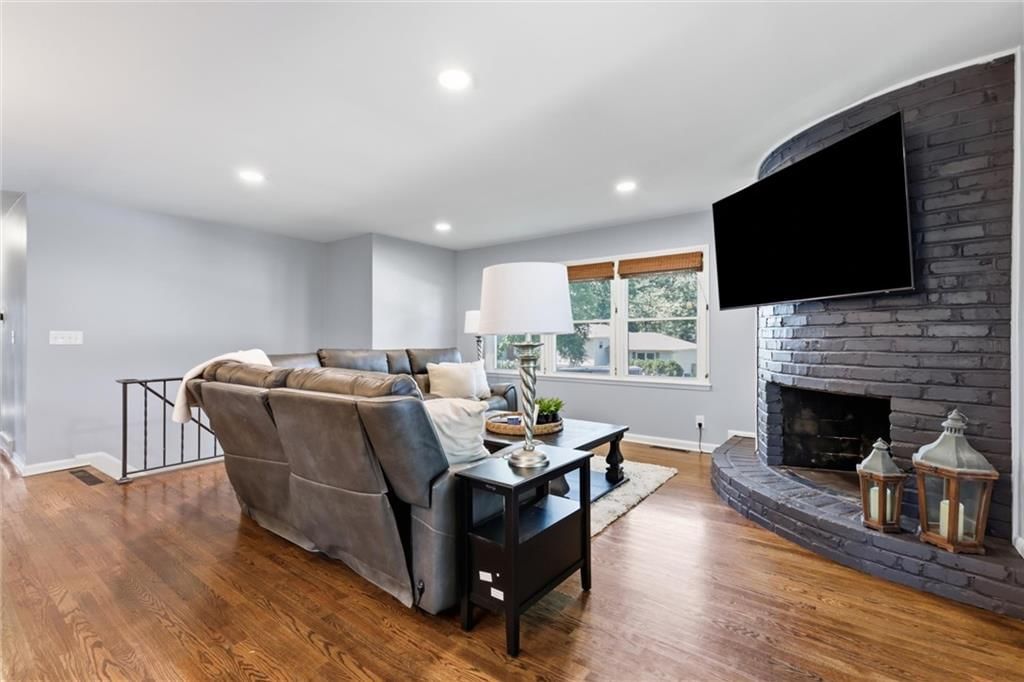 10014 Moody Park Drive — photo 11
