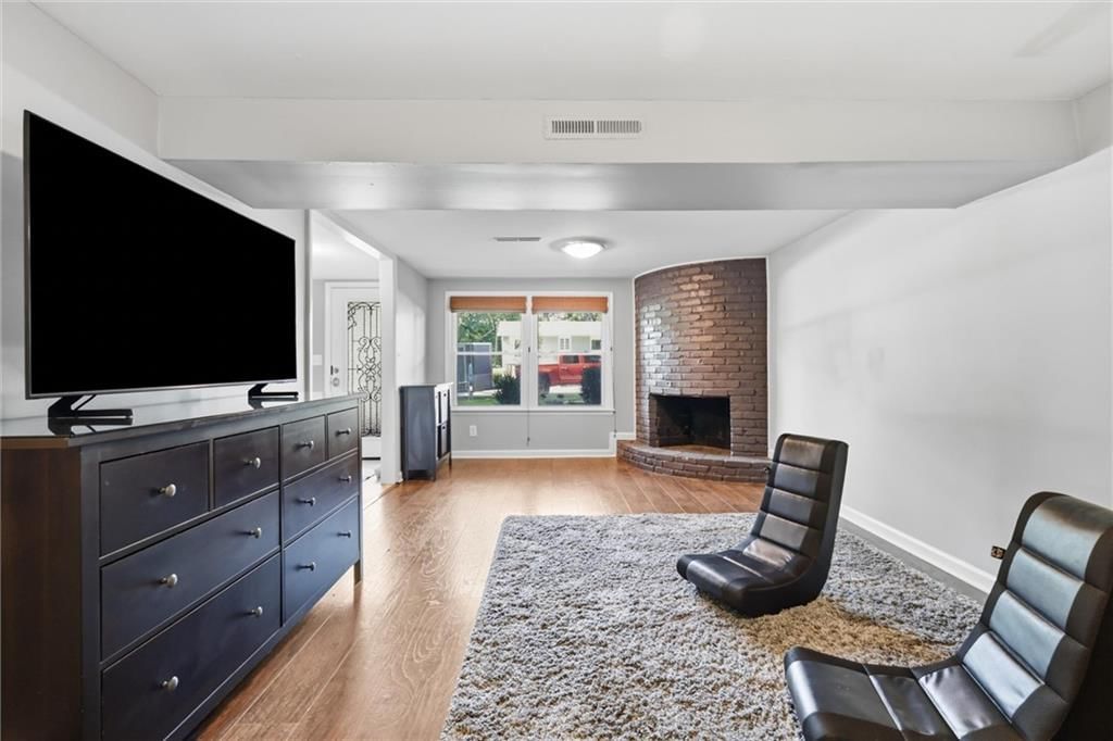 10014 Moody Park Drive — photo 32