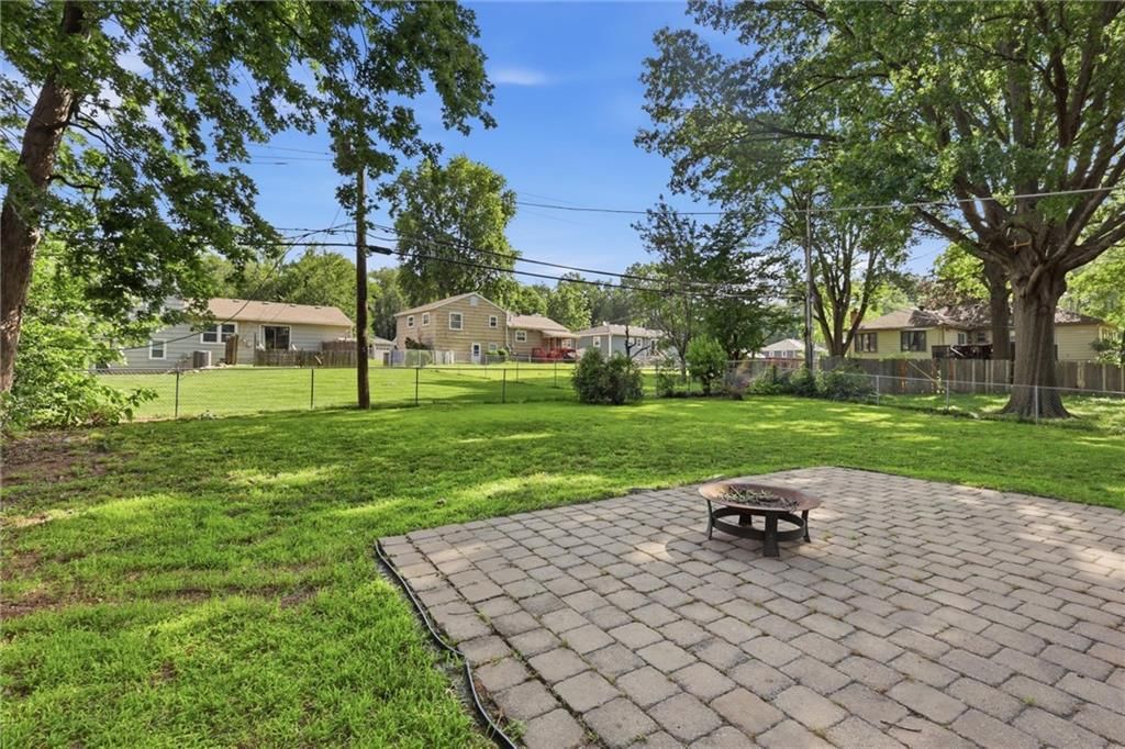 10014 Moody Park Drive — photo 33