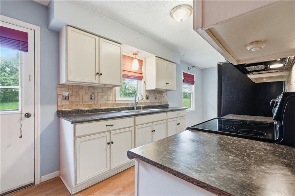 2602 Leewood Road — photo 17