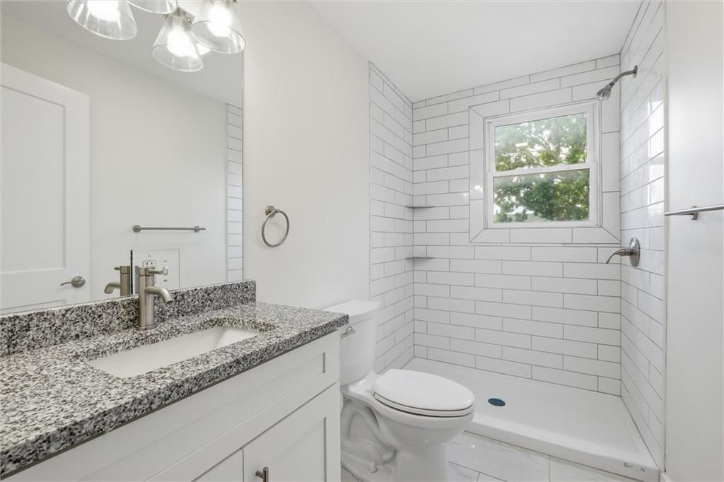 301 Allcutt Avenue — photo 16