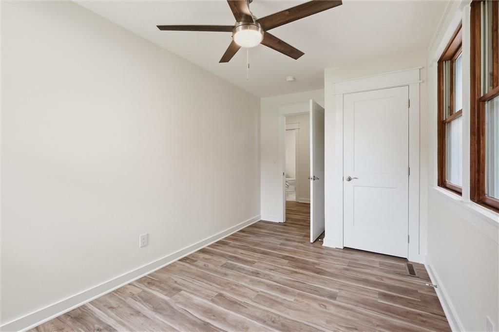301 Allcutt Avenue — photo 23