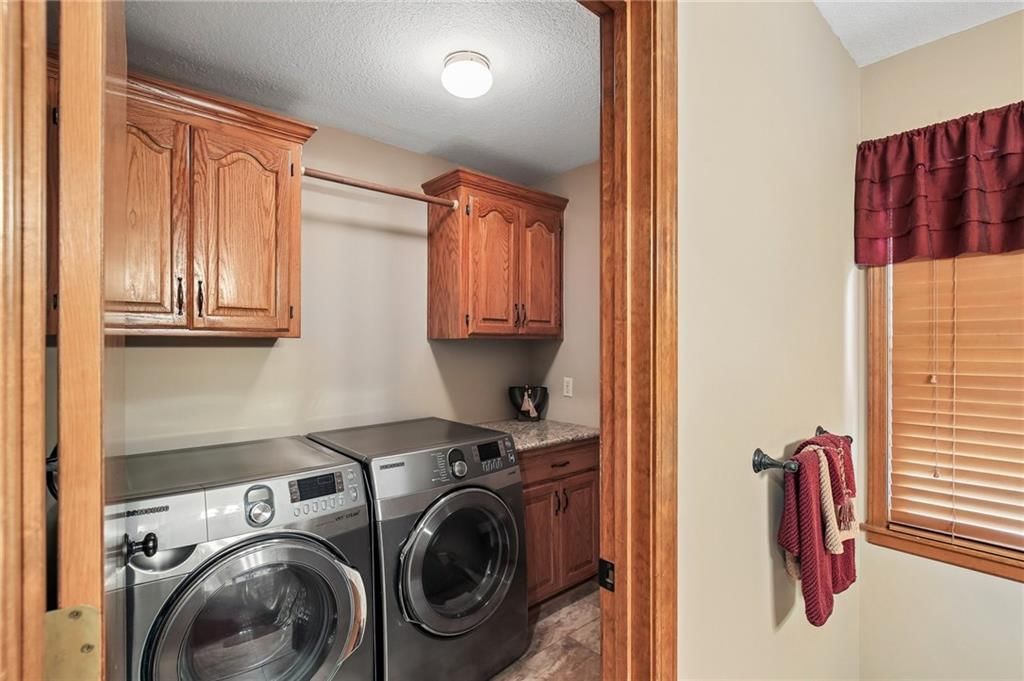 1083 NE Greenwood Court — photo 14