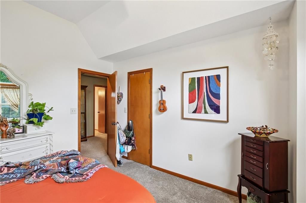 1083 NE Greenwood Court — photo 16