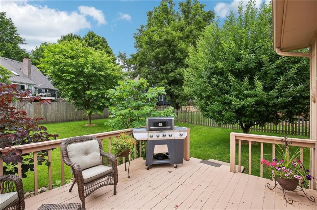 1083 NE Greenwood Court — photo 33